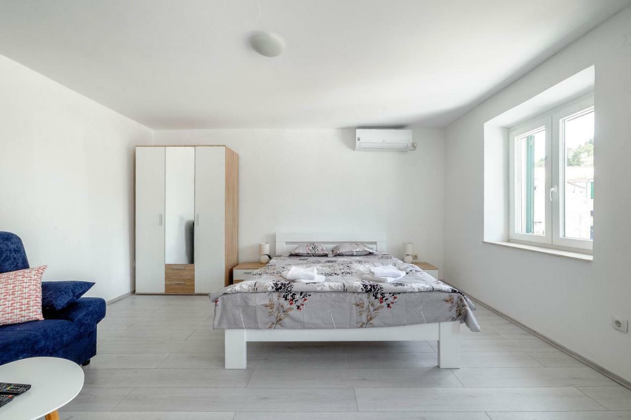Apartments Nada Tribunj  Ngoại thất bức ảnh